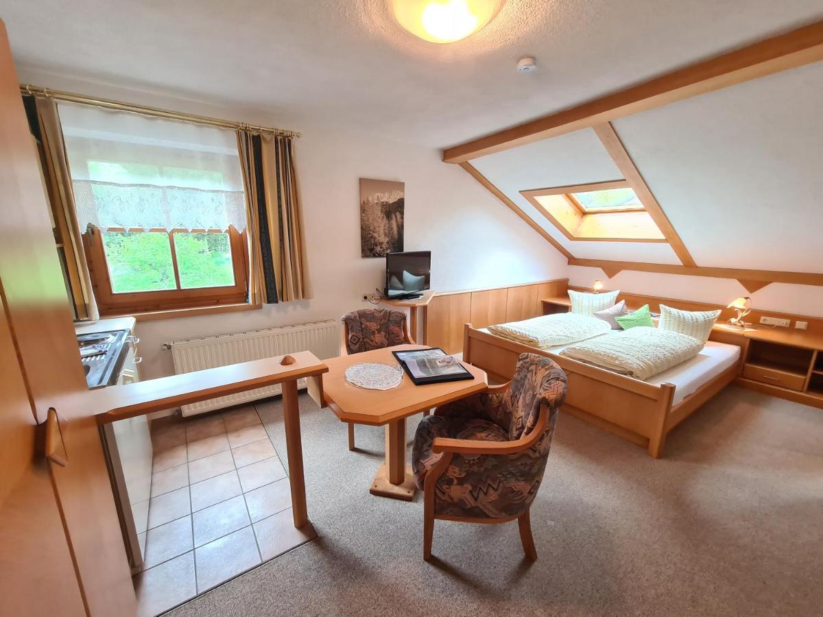 Gaestehaus Fitsch Obsteig Esterno foto